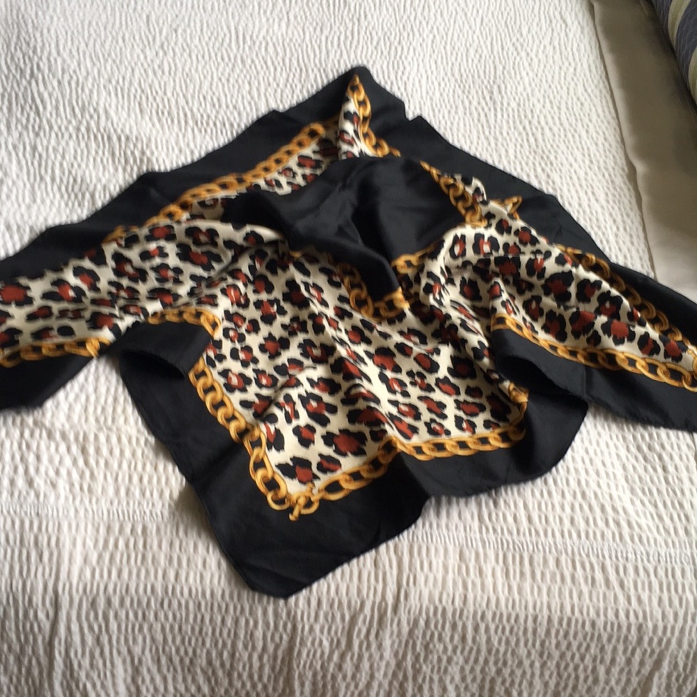 Silk Scarc